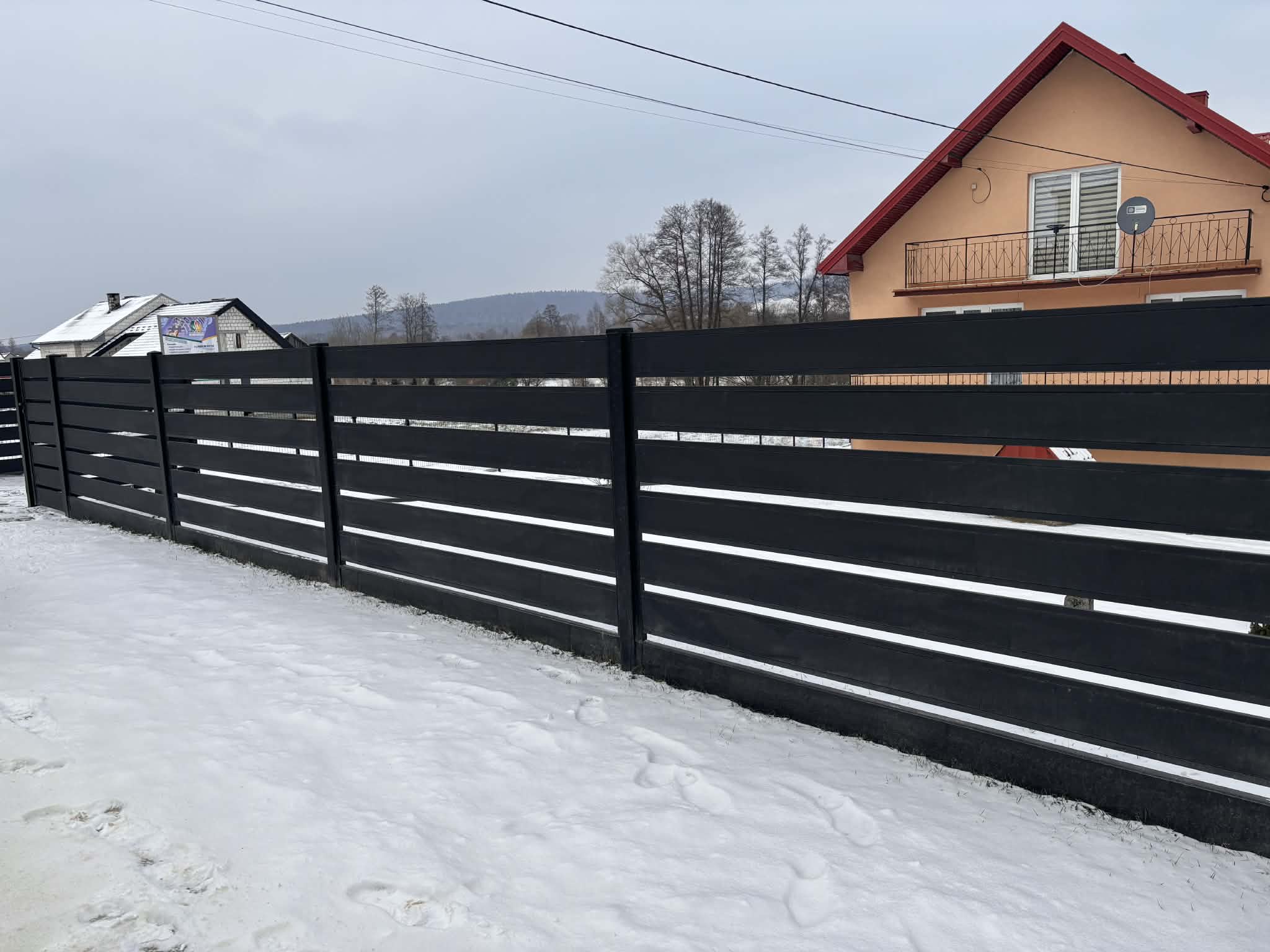 Ogrodzenie poziome — Płocimy Ogrodzenia